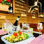 Hotel Rozmaryn & Gourmet 3*