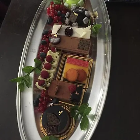 Готель Rozmaryn & Gourmet